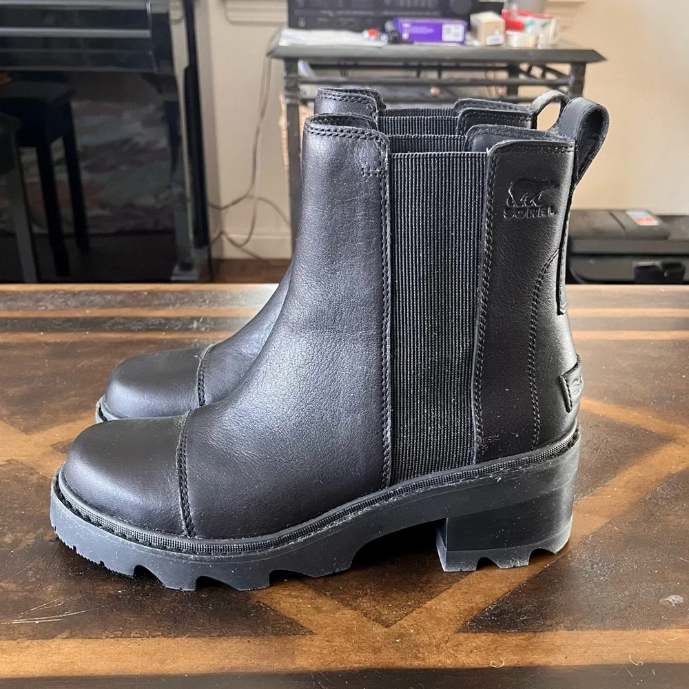 Sorel Black Chelsea Winter Rain Boots